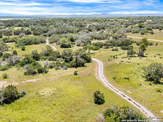 715 Waring Welfare, Comfort, Texas image 11