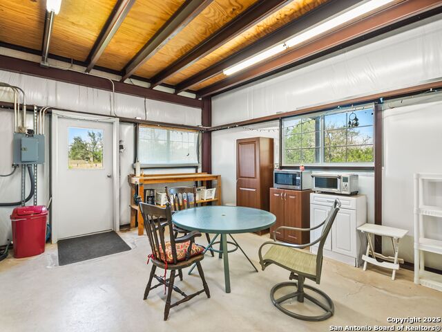 715 Waring Welfare, Comfort, Texas image 15