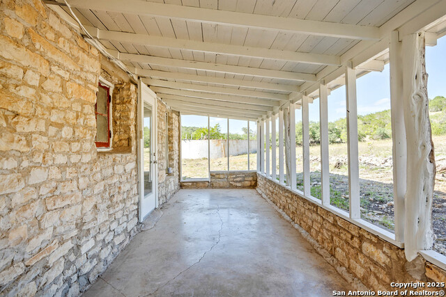 14910 Bullhead Rd, Rocksprings, Texas image 19