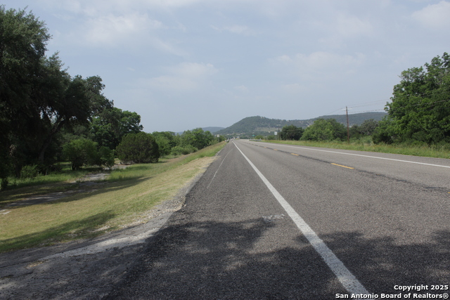 2221 W Ranch Rd 337, Leakey, Texas image 2
