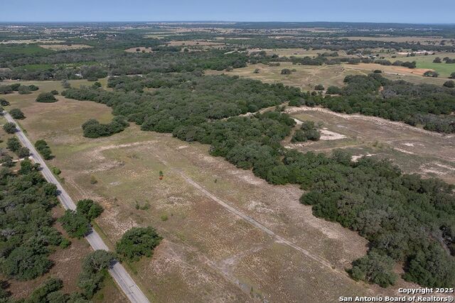 1003 County Road 334, Stockdale, Texas image 31