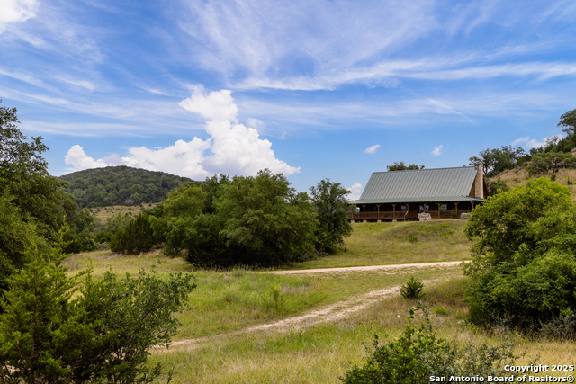 1600 Mickle Creek Rd, Medina, Texas image 5