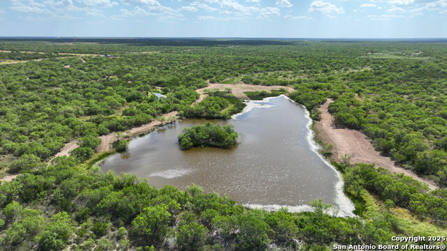 0000 Cameron Ln, Fowlerton, Texas image 2