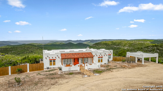 12080 W Ranch Road 337, Camp Wood, Texas image 1