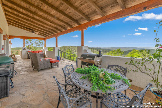 12080 W Ranch Road 337, Camp Wood, Texas image 2