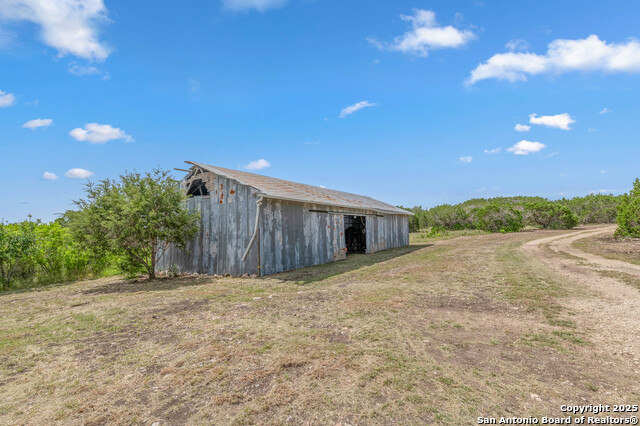 12080 W Ranch Road 337, Camp Wood, Texas image 48