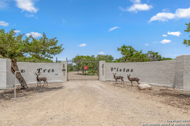 12080 W Ranch Road 337, Camp Wood, Texas image 5