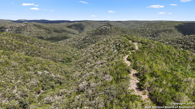 12080 W Ranch Road 337, Camp Wood, Texas image 6