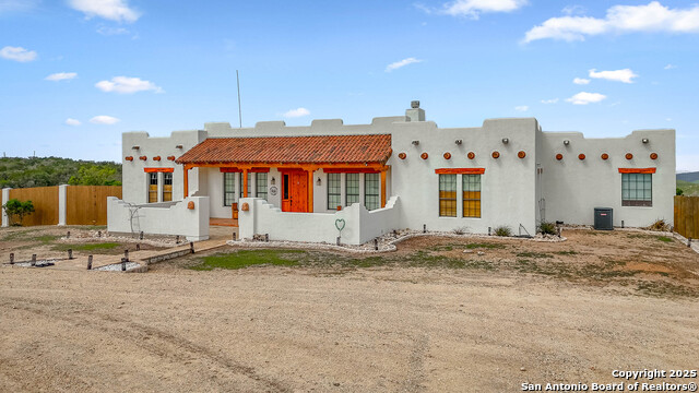 12080 W Ranch Road 337, Camp Wood, Texas image 7