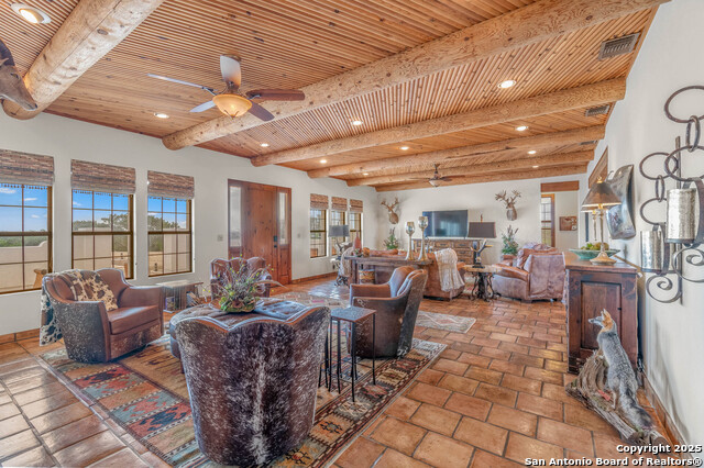12080 W Ranch Road 337, Camp Wood, Texas image 8