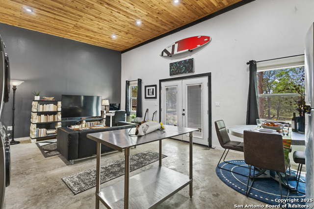 124 Valley Creek, Cedar Creek, Texas image 23