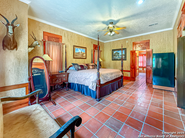 1305 Camino Real, Junction, Texas image 9