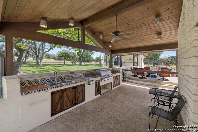 452 Stoneleigh Rd, Center Point, Texas image 12