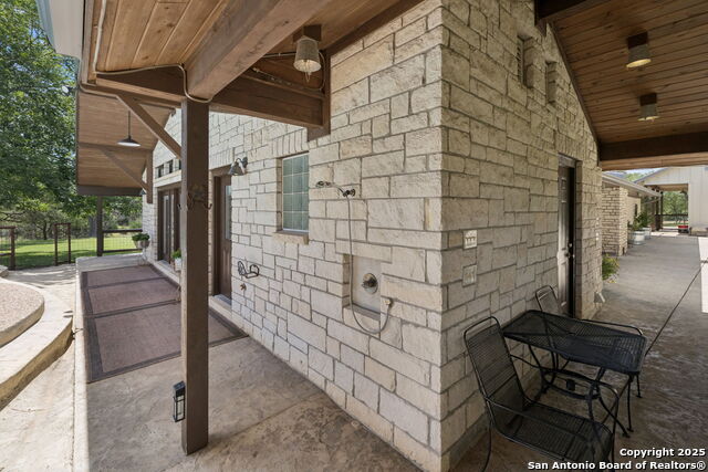 452 Stoneleigh Rd, Center Point, Texas image 15