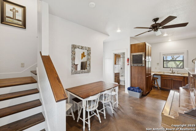 452 Stoneleigh Rd, Center Point, Texas image 41