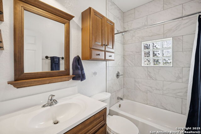452 Stoneleigh Rd, Center Point, Texas image 43