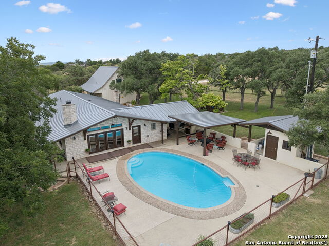 452 Stoneleigh Rd, Center Point, Texas image 6