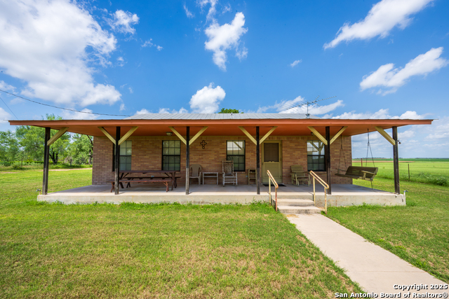 8041 Fm 2200, Yancey, Texas image 16