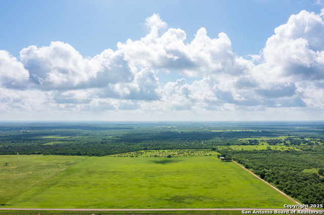 8041 Fm 2200, Yancey, Texas image 4