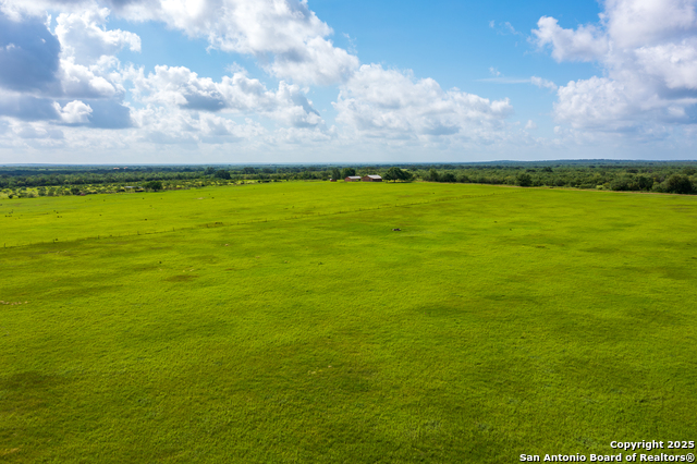 8041 Fm 2200, Yancey, Texas image 5
