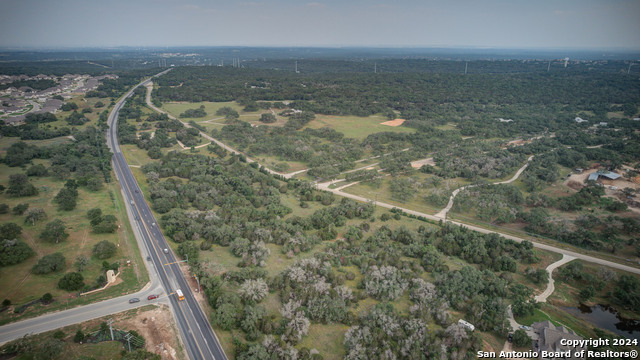 432 Herbelin Rd, New Braunfels, Texas image 5