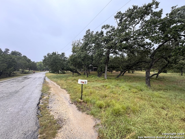 1220 Lakeside Dr, Canyon Lake, Texas image 7