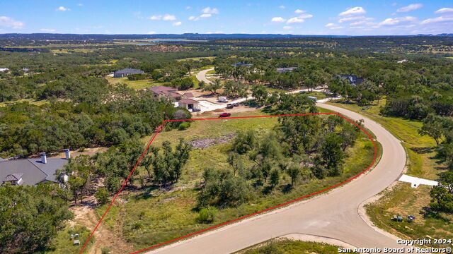 2132 Andalusia, Canyon Lake, Texas image 2
