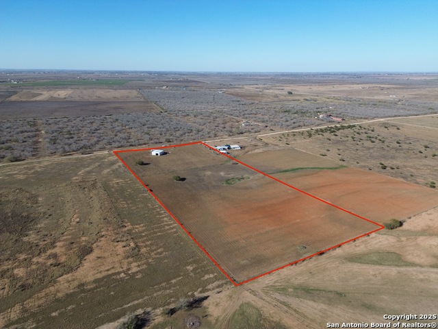 737 Joy Ln, Floresville, Texas image 1
