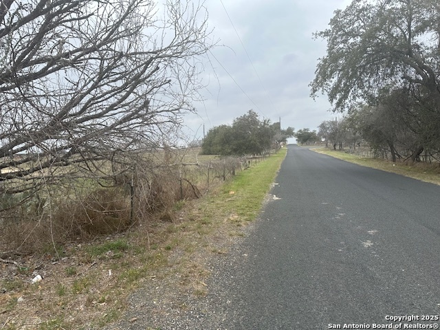 002 Stevens Rd, Von Ormy, Texas image 6