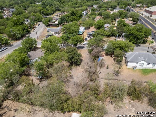810 S Mel Waiters Way, San Antonio, Texas image 22