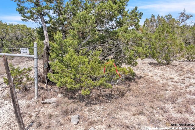 000 Frio Canyon Loop, ConCan, Texas image 3