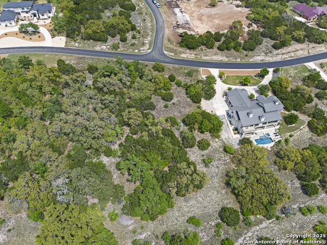 1324 Pinot Grigio, New Braunfels, Texas image 9