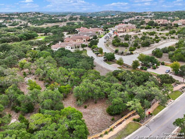 2 Alberi Lane, Boerne, Texas image 2