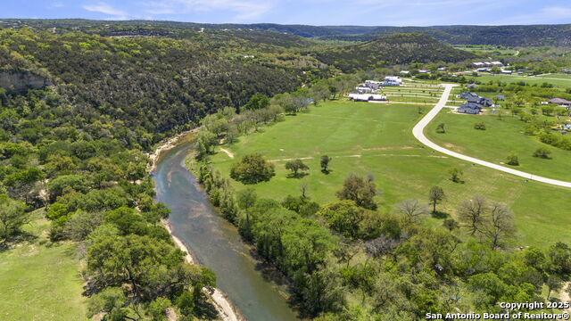 829 Bingham Lane, New Braunfels, Texas image 1