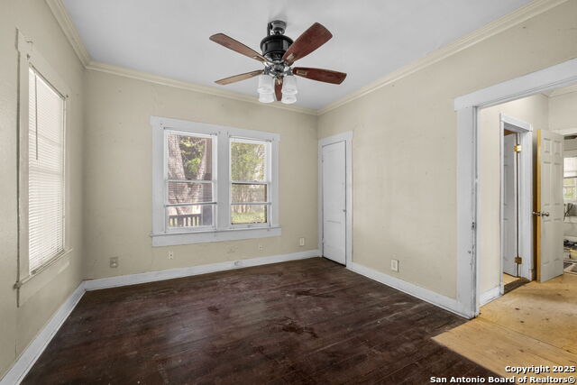242 Simon, San Antonio, Texas image 18