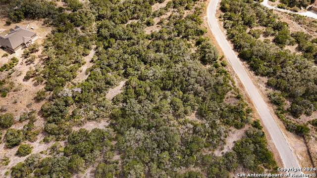 76 Cr 2801, Mico, Texas image 10
