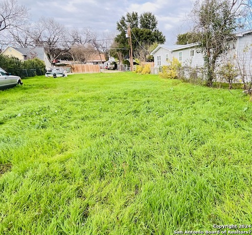244 E French Pl, San Antonio, Texas image 10