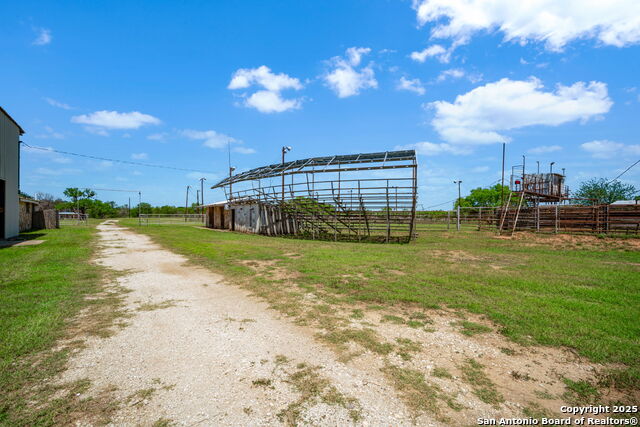 11224 Atkins Road, Atascosa, Texas image 28