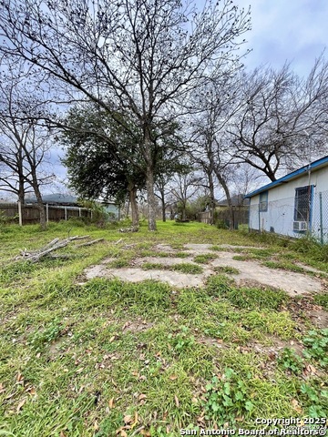 708 4th, Natalia, Texas image 3