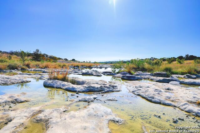 620 Rio Vista Rd, Johnson City, Texas image 1