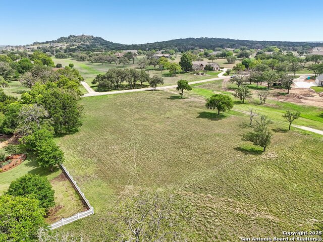 1314 Saddle Club Drive, Kerrville, Texas image 16