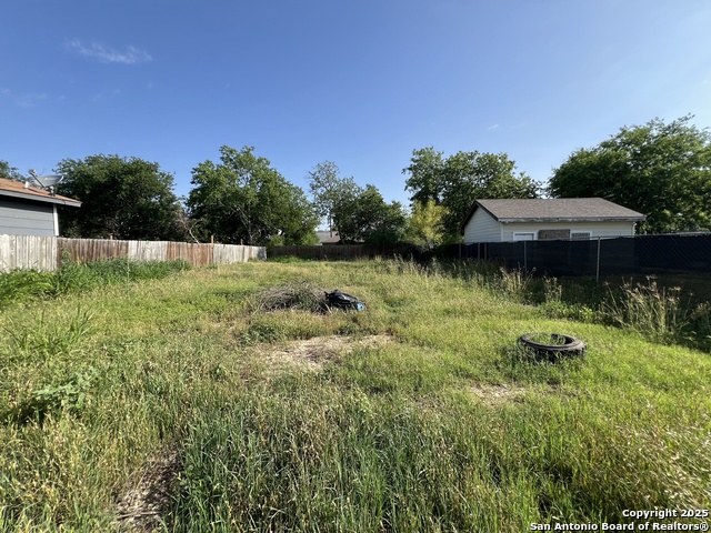 117 Ardmore St, San Antonio, Texas image 4
