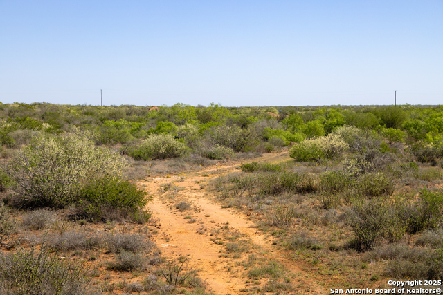 000 Us Hwy 83 N, Laredo, Texas image 10