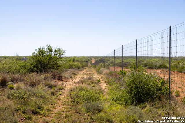 000 Us Hwy 83 N, Laredo, Texas image 11