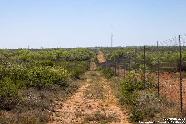 000 Us Hwy 83 N, Laredo, Texas image 12