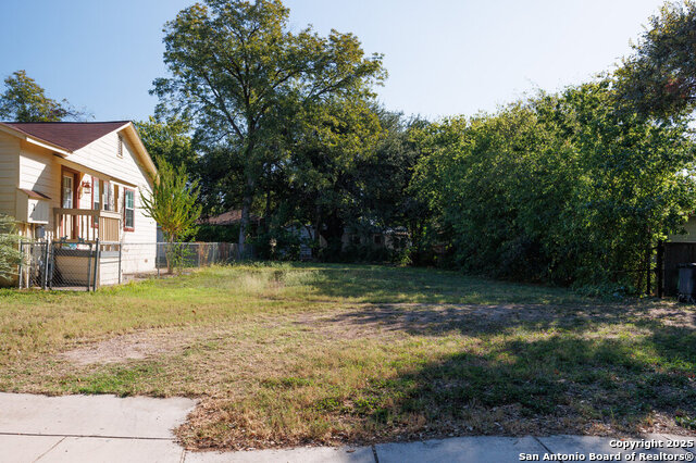 220 Pershing Ave, San Antonio, Texas image 14