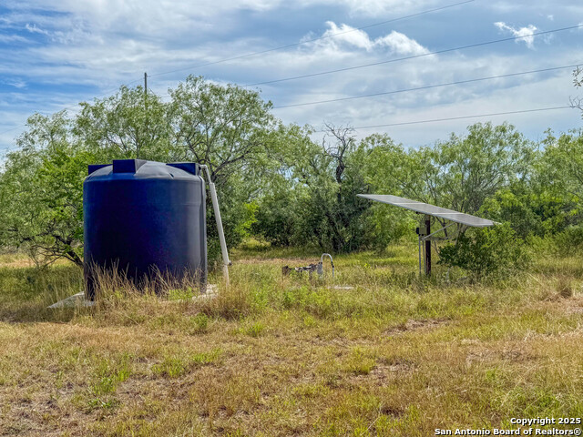 001 County Road 266, Gillett, Texas image 4