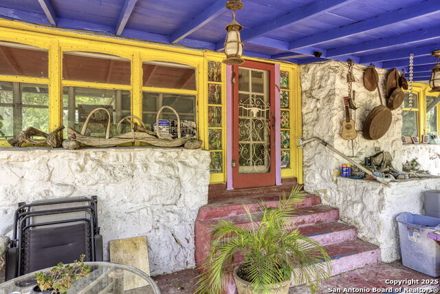 2422 Hillcrest Dr, San Antonio, Texas image 13