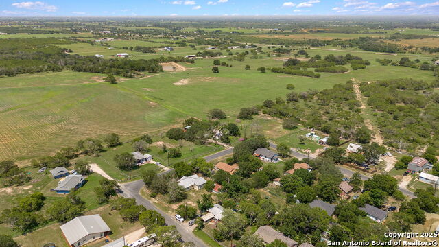 11831 James, Adkins, Texas image 12