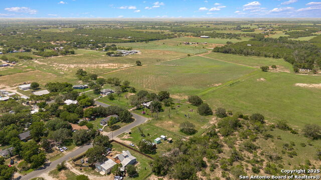 11831 James, Adkins, Texas image 15